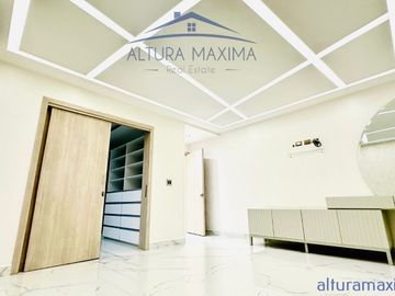 Lujosa Residencia en Venta Los Castaños Zona Andares Zapopan
