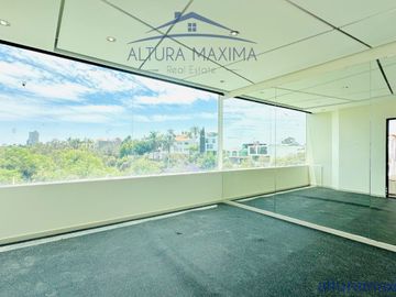 Lujosa Residencia en Venta Los Castaños Zona Andares Zapopan