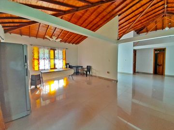 FINCA EN VENTA UBICADA ENTRE LA VIA ALCALA ULLOA, VALLE DEL CAUCA