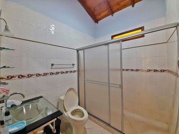 FINCA EN VENTA UBICADA ENTRE LA VIA ALCALA ULLOA, VALLE DEL CAUCA