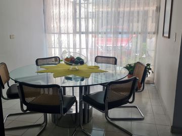 VENTA CASA CON CONSULTORIO MANSIONES DEL VALLE QUERETARO