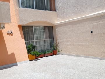 VENTA CASA CON CONSULTORIO MANSIONES DEL VALLE QUERETARO