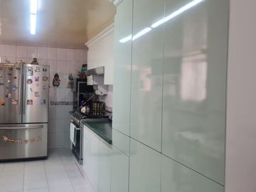 VENTA CASA CON CONSULTORIO MANSIONES DEL VALLE QUERETARO