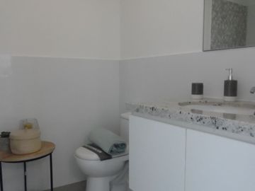 ELEGANTE DEPARTAMENTO EN ESTRENO EN LA MEJOR ZONA DE SURCO