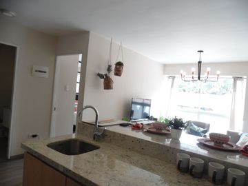 ELEGANTE DEPARTAMENTO EN ESTRENO EN LA MEJOR ZONA DE SURCO