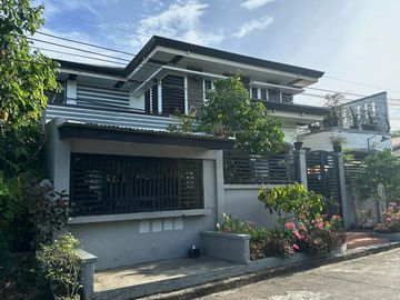 3 Bedroom Two Storey Modern Home At Taculing, Bacolod City