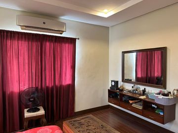 3 Bedroom Two Storey Modern Home At Taculing, Bacolod City