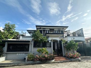 3 Bedroom Two Storey Modern Home At Taculing, Bacolod City