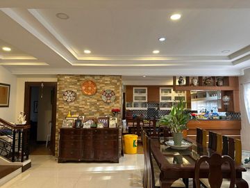 3 Bedroom Two Storey Modern Home At Taculing, Bacolod City