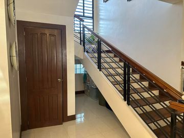 3 Bedroom Two Storey Modern Home At Taculing, Bacolod City