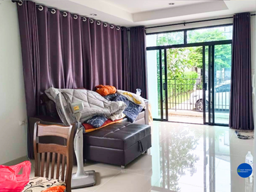 ขาย หมู่บ้าน เรสท์ สายไหม หลังมุม ตกแต่งสวยครบ พื้นที่ 36.9 ตรว. 3 ห้องนอน 3 ห้องน้ำ ใกล้ทางด่วนวงแหวนรอบนอก และสถานีรถไฟฟ้า BTS สถานีคูคต รายล้อมด้วย
