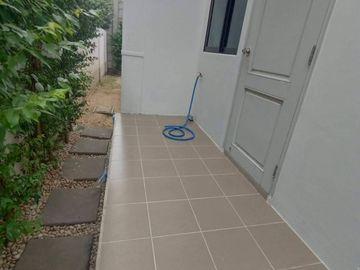 ขาย หมู่บ้าน เรสท์ สายไหม หลังมุม ตกแต่งสวยครบ พื้นที่ 36.9 ตรว. 3 ห้องนอน 3 ห้องน้ำ ใกล้ทางด่วนวงแหวนรอบนอก และสถานีรถไฟฟ้า BTS สถานีคูคต รายล้อมด้วย