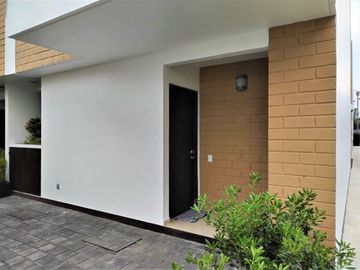Casa Nueva en Venta en Fraccionamiento Vista Bosques en Ocoyoacac, Estado de México.