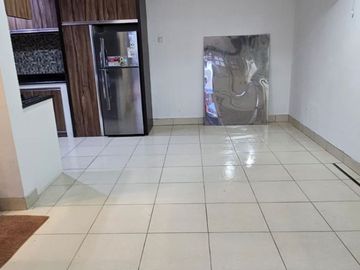 Dijual Rumah Samara Village Gading Serpong Tangerang Model Split Level Bagus Cantik Lokasi Nyaman Sangat Strategis