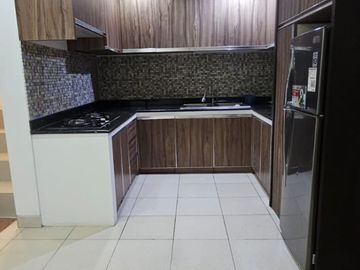 Dijual Rumah Samara Village Gading Serpong Tangerang Model Split Level Bagus Cantik Lokasi Nyaman Sangat Strategis
