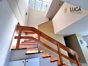 Departamento Dúplex totalmente amoblado en con vista al mar en venta, Sector Barbasquillo cerca a la Quadra Manta Ecuador