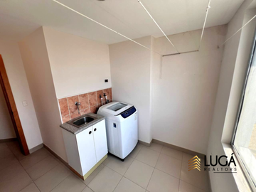 Departamento Dúplex totalmente amoblado en con vista al mar en venta, Sector Barbasquillo cerca a la Quadra Manta Ecuador