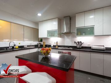 VENTA DE DEPARTAMENTO DUPLEX EN CERROS DE CAMACHO, SURCO