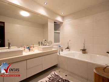 VENTA DE DEPARTAMENTO DUPLEX EN CERROS DE CAMACHO, SURCO