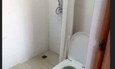 Condo for rent in Cebu City, Lot 8 close to Ayala Center, 1-br with step-out balcony