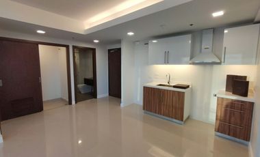 Condo for rent in Cebu City, Alcoves corner unit 1-br with direct access to mall