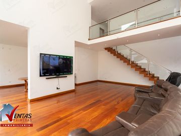 VENTA CASA EN LA PLANICIE, LA MOLINA