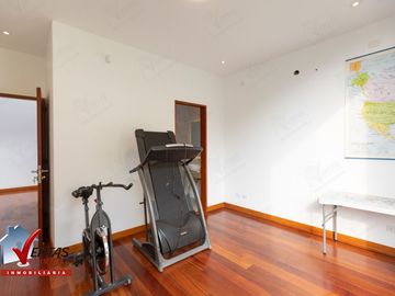 VENTA CASA EN LA PLANICIE, LA MOLINA