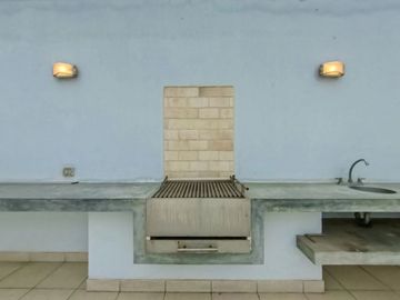 VENDO TRIPLEX 783M2 MALECON PAUL HARRIS BARRANCO