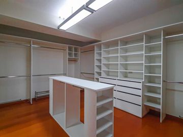 VENDO TRIPLEX 783M2 MALECON PAUL HARRIS BARRANCO