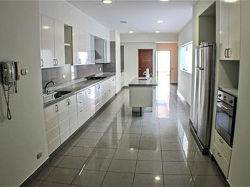 VENDO TRIPLEX 783M2 MALECON PAUL HARRIS BARRANCO
