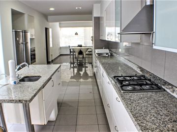 VENDO TRIPLEX 783M2 MALECON PAUL HARRIS BARRANCO