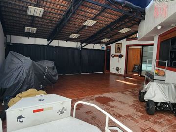 Renta de casa con 4 recamaras en Villas del Mesón Juriquilla