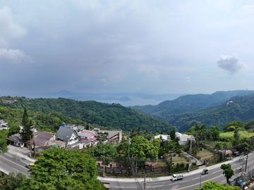 One Tolentino East Residences Tagaytay Units for sale with TAAL VIEW