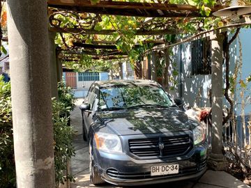 Espaciosa y cómoda Casa 2 Pisos, no pareada en Ñuñoa 5 Dormitorios 3 Baños Pscina