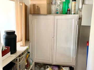 Espaciosa y cómoda Casa 2 Pisos, no pareada en Ñuñoa 5 Dormitorios 3 Baños Pscina