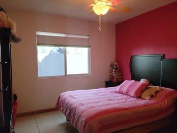 CASA EN VENTA EN EXCELENTE UBICACIÓN EN FRACC. PRIVADO