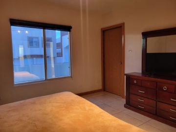 CASA EN VENTA EN EXCELENTE UBICACIÓN EN FRACC. PRIVADO