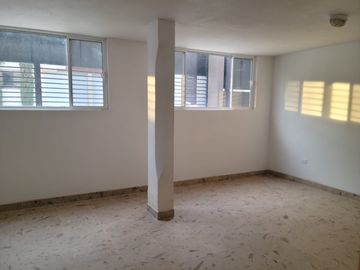 CASA EN VENTA EN EXCELENTE UBICACIÓN EN FRACC. PRIVADO