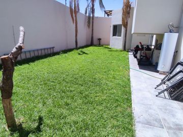 CASA EN VENTA EN EXCELENTE UBICACIÓN EN FRACC. PRIVADO