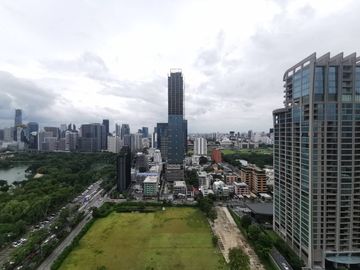 Muniq Langsuan 3+1bed 4bath + maid 2 kitchen 255.45sqm. 125 mil Lumpini view Am: 065619----