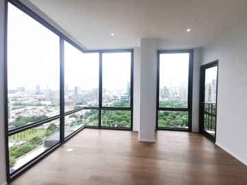 Muniq Langsuan 3+1bed 4bath + maid 2 kitchen 255.45sqm. 125 mil Lumpini view Am: 065619----