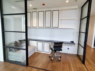 Muniq Langsuan 3+1bed 4bath + maid 2 kitchen 255.45sqm. 125 mil Lumpini view Am: 065619----