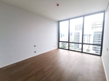 Muniq Langsuan 3+1bed 4bath + maid 2 kitchen 255.45sqm. 125 mil Lumpini view Am: 065619----