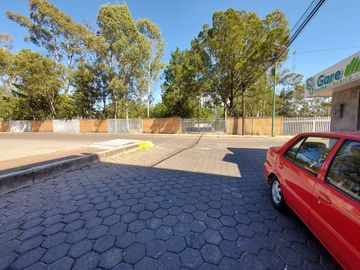 Remate!!! de Edificio en VENTA excelente zona con todos los servicios.