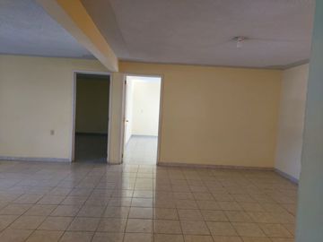 Remate!!! de Edificio en VENTA excelente zona con todos los servicios.