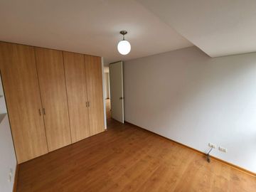 DEPARTAMENTO EN VENTA MIRAFLORES. VISTA EXTERIOR