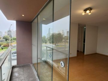 DEPARTAMENTO EN VENTA MIRAFLORES. VISTA EXTERIOR