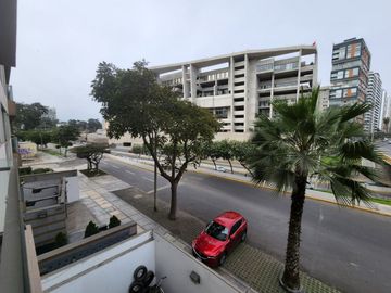 DEPARTAMENTO EN VENTA MIRAFLORES. VISTA EXTERIOR