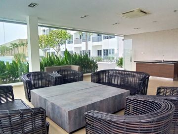 1 Bedroom Sea View Apartment 8th Floor in Harbour Bay Batam for Sale