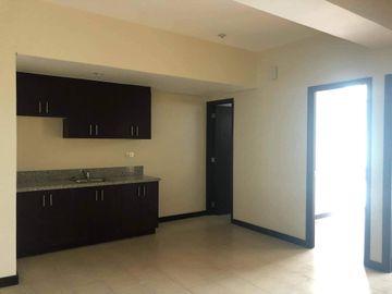 SAN LORENZO PLACE Condo in Makati CBD Luxury Residences RENT TO OWN/RFO 2-BR 48sqm
